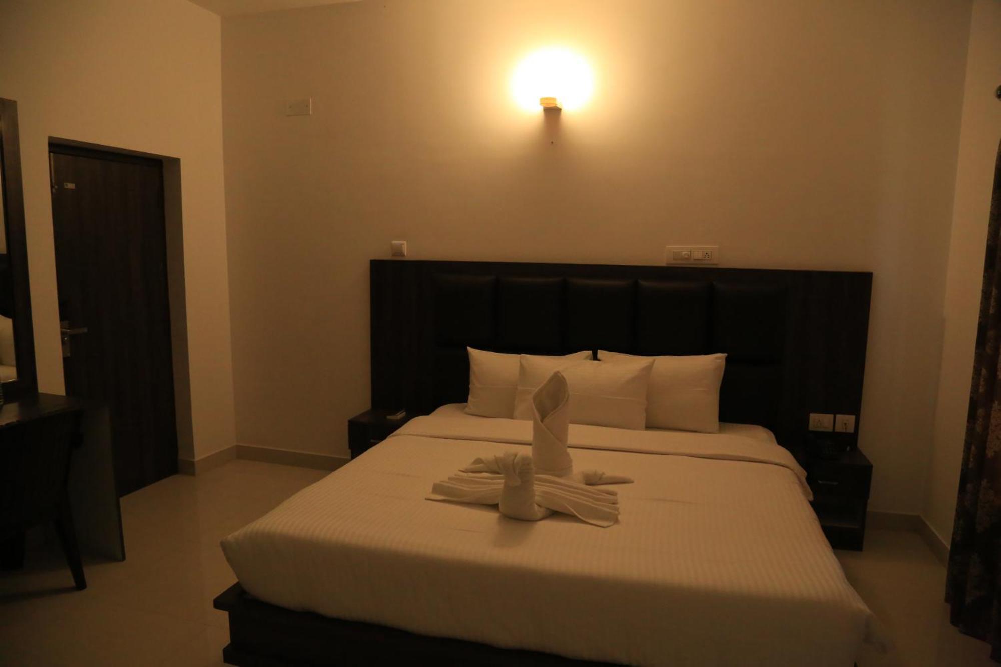 Christian Guest House Веллуру Екстер'єр фото