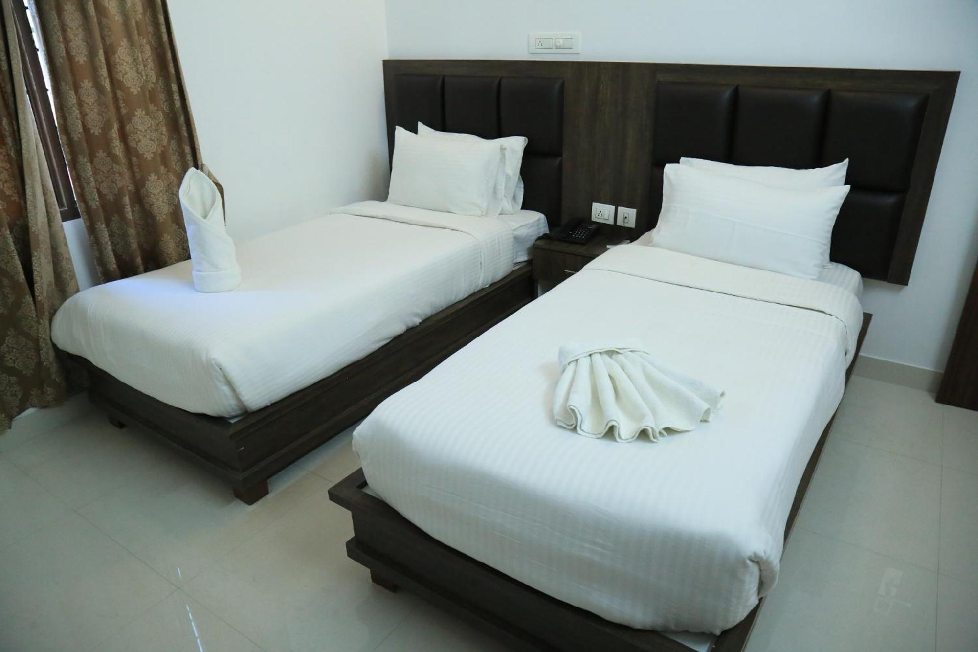 Christian Guest House Веллуру Екстер'єр фото